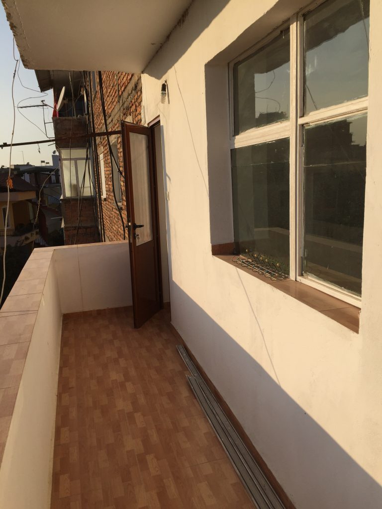 apartament me qera